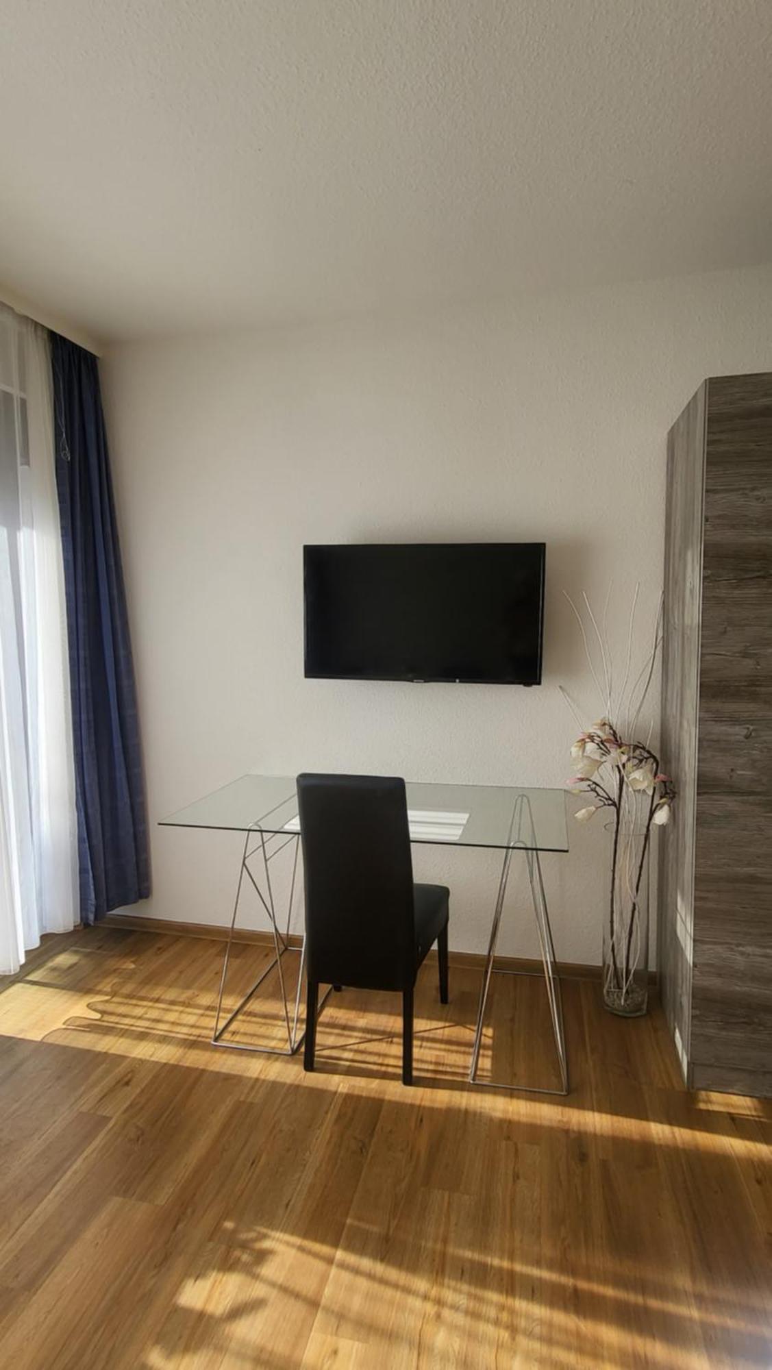 Apartment Mit Balkon Am Rhein Koblenz  Exteriör bild